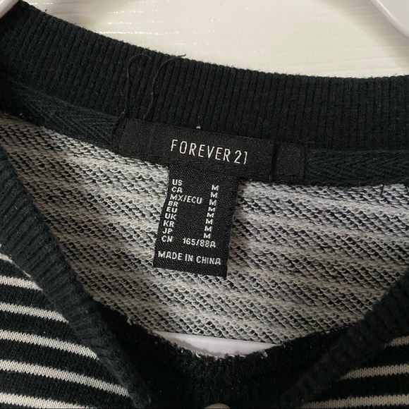 Forever 21 cropped striped sweater - Picture 6 of 8